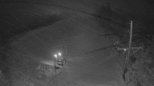 Skiareál Troják - Kamera u nástupu na vlek svah A - 31.1.2026 v 01:50 Skiareál Troják - Kamera u nástupu na vlek svah A - 31.1.2026 v 01:50