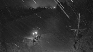 Skiareál Troják - Kamera u nástupu na vlek svah A - 31.1.2026 v 04:45 Skiareál Troják - Kamera u nástupu na vlek svah A - 31.1.2026 v 04:45