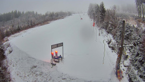 Skiareál Troják - Kamera u nástupu na vlek svah A - 31.1.2026 v 07:05 Skiareál Troják - Kamera u nástupu na vlek svah A - 31.1.2026 v 07:05