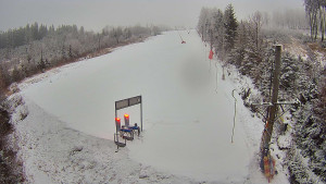 Skiareál Troják - Kamera u nástupu na vlek svah A - 31.1.2026 v 07:10 Skiareál Troják - Kamera u nástupu na vlek svah A - 31.1.2026 v 07:10