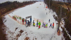 Kamera u nástupu na vlek svah A