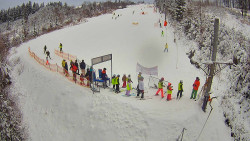 Kamera u nástupu na vlek svah A