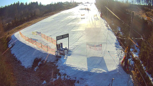 Skiareál Troják - Kamera u nástupu na vlek svah A - 3.3.2026 v 08:30 Skiareál Troják - Kamera u nástupu na vlek svah A - 3.3.2026 v 08:30