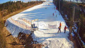 Skiareál Troják - Kamera u nástupu na vlek svah A - 3.3.2026 v 14:00 Skiareál Troják - Kamera u nástupu na vlek svah A - 3.3.2026 v 14:00