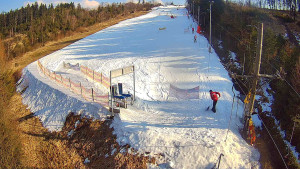 Skiareál Troják - Kamera u nástupu na vlek svah A - 3.3.2026 v 14:35 Skiareál Troják - Kamera u nástupu na vlek svah A - 3.3.2026 v 14:35