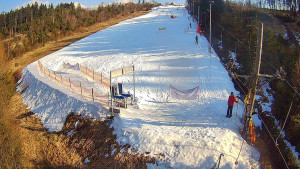 Skiareál Troják - Kamera u nástupu na vlek svah A - 3.3.2026 v 14:45 Skiareál Troják - Kamera u nástupu na vlek svah A - 3.3.2026 v 14:45