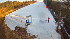 Skiareál Troják - Kamera u nástupu na vlek svah A - 3.3.2026 v 15:50 Skiareál Troják - Kamera u nástupu na vlek svah A - 3.3.2026 v 15:50