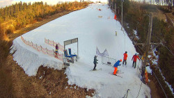 Kamera u nástupu na vlek svah A