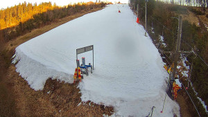 Skiareál Troják - Kamera u nástupu na vlek svah A - 5.3.2026 v 17:00 Skiareál Troják - Kamera u nástupu na vlek svah A - 5.3.2026 v 17:00