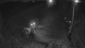 Skiareál Troják - Kamera u nástupu na vlek svah A - 10.3.2026 v 03:00 Skiareál Troják - Kamera u nástupu na vlek svah A - 10.3.2026 v 03:00