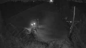 Skiareál Troják - Kamera u nástupu na vlek svah A - 10.3.2026 v 04:30 Skiareál Troják - Kamera u nástupu na vlek svah A - 10.3.2026 v 04:30