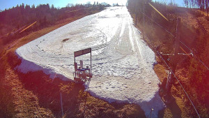Skiareál Troják - Kamera u nástupu na vlek svah A - 19.3.2026 v 08:40 Skiareál Troják - Kamera u nástupu na vlek svah A - 19.3.2026 v 08:40