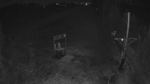 Skiareál Troják - Kamera u nástupu na vlek svah A - 25.3.2026 v 00:40 Skiareál Troják - Kamera u nástupu na vlek svah A - 25.3.2026 v 00:40