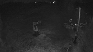 Skiareál Troják - Kamera u nástupu na vlek svah A - 25.3.2026 v 02:50 Skiareál Troják - Kamera u nástupu na vlek svah A - 25.3.2026 v 02:50