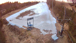 Skiareál Troják - Kamera u nástupu na vlek svah A - 25.3.2026 v 05:30 Skiareál Troják - Kamera u nástupu na vlek svah A - 25.3.2026 v 05:30