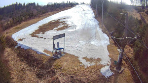 Skiareál Troják - Kamera u nástupu na vlek svah A - 25.3.2026 v 10:25 Skiareál Troják - Kamera u nástupu na vlek svah A - 25.3.2026 v 10:25