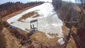Skiareál Troják - Kamera u nástupu na vlek svah A - 25.3.2026 v 10:45 Skiareál Troják - Kamera u nástupu na vlek svah A - 25.3.2026 v 10:45