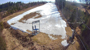 Skiareál Troják - Kamera u nástupu na vlek svah A - 25.3.2026 v 11:35 Skiareál Troják - Kamera u nástupu na vlek svah A - 25.3.2026 v 11:35