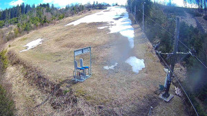 Skiareál Troják - Kamera u nástupu na vlek svah A - 5.4.2026 v 13:00 Skiareál Troják - Kamera u nástupu na vlek svah A - 5.4.2026 v 13:00