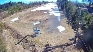 Skiareál Troják - Kamera u nástupu na vlek svah A - 5.4.2026 v 13:45 Skiareál Troják - Kamera u nástupu na vlek svah A - 5.4.2026 v 13:45