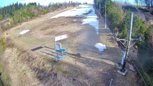 Skiareál Troják - Kamera u nástupu na vlek svah A - 5.4.2026 v 16:55 Skiareál Troják - Kamera u nástupu na vlek svah A - 5.4.2026 v 16:55