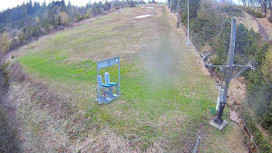 Skiareál Troják - Kamera u nástupu na vlek svah A - 24.4.2026 v 05:25 Skiareál Troják - Kamera u nástupu na vlek svah A - 24.4.2026 v 05:25