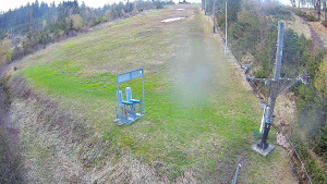 Skiareál Troják - Kamera u nástupu na vlek svah A - 24.4.2026 v 05:30 Skiareál Troják - Kamera u nástupu na vlek svah A - 24.4.2026 v 05:30