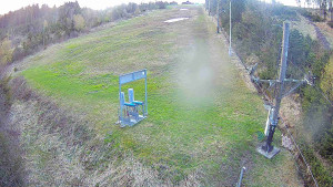 Skiareál Troják - Kamera u nástupu na vlek svah A - 24.4.2026 v 06:05 Skiareál Troják - Kamera u nástupu na vlek svah A - 24.4.2026 v 06:05