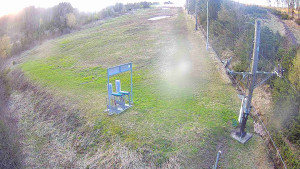 Skiareál Troják - Kamera u nástupu na vlek svah A - 24.4.2026 v 06:25 Skiareál Troják - Kamera u nástupu na vlek svah A - 24.4.2026 v 06:25