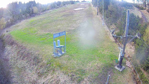 Skiareál Troják - Kamera u nástupu na vlek svah A - 24.4.2026 v 06:40 Skiareál Troják - Kamera u nástupu na vlek svah A - 24.4.2026 v 06:40