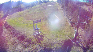 Skiareál Troják - Kamera u nástupu na vlek svah A - 24.4.2026 v 08:15 Skiareál Troják - Kamera u nástupu na vlek svah A - 24.4.2026 v 08:15