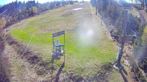Skiareál Troják - Kamera u nástupu na vlek svah A - 24.4.2026 v 09:45 Skiareál Troják - Kamera u nástupu na vlek svah A - 24.4.2026 v 09:45