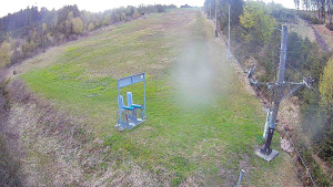 Skiareál Troják - Kamera u nástupu na vlek svah A - 1.5.2026 v 05:15 Skiareál Troják - Kamera u nástupu na vlek svah A - 1.5.2026 v 05:15