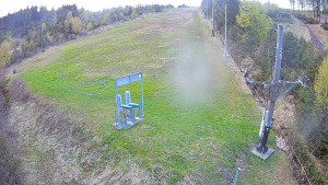 Skiareál Troják - Kamera u nástupu na vlek svah A - 1.5.2026 v 05:45 Skiareál Troják - Kamera u nástupu na vlek svah A - 1.5.2026 v 05:45