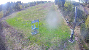 Skiareál Troják - Kamera u nástupu na vlek svah A - 1.5.2026 v 06:45 Skiareál Troják - Kamera u nástupu na vlek svah A - 1.5.2026 v 06:45