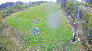 Skiareál Troják - Kamera u nástupu na vlek svah A - 12.5.2026 v 14:20 Skiareál Troják - Kamera u nástupu na vlek svah A - 12.5.2026 v 14:20