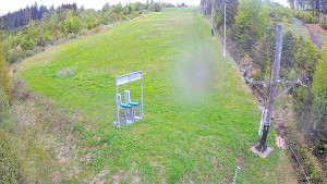 Skiareál Troják - Kamera u nástupu na vlek svah A - 12.5.2026 v 18:50 Skiareál Troják - Kamera u nástupu na vlek svah A - 12.5.2026 v 18:50