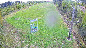 Skiareál Troják - Kamera u nástupu na vlek svah A - 12.5.2026 v 19:05 Skiareál Troják - Kamera u nástupu na vlek svah A - 12.5.2026 v 19:05