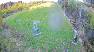 Skiareál Troják - Kamera u nástupu na vlek svah A - 12.5.2026 v 19:30 Skiareál Troják - Kamera u nástupu na vlek svah A - 12.5.2026 v 19:30