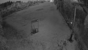 Skiareál Troják - Kamera u nástupu na vlek svah A - 12.5.2026 v 21:20 Skiareál Troják - Kamera u nástupu na vlek svah A - 12.5.2026 v 21:20