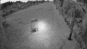 Skiareál Troják - Kamera u nástupu na vlek svah A - 9.6.2026 v 03:50 Skiareál Troják - Kamera u nástupu na vlek svah A - 9.6.2026 v 03:50