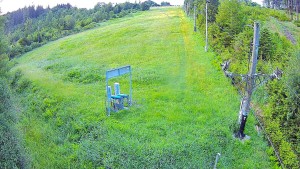 Skiareál Troják - Kamera u nástupu na vlek svah A - 9.6.2026 v 04:45 Skiareál Troják - Kamera u nástupu na vlek svah A - 9.6.2026 v 04:45