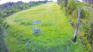 Skiareál Troják - Kamera u nástupu na vlek svah A - 9.6.2026 v 05:15 Skiareál Troják - Kamera u nástupu na vlek svah A - 9.6.2026 v 05:15
