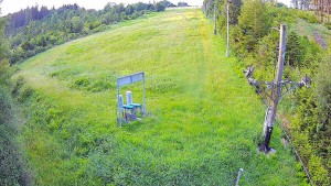 Skiareál Troják - Kamera u nástupu na vlek svah A - 9.6.2026 v 05:25 Skiareál Troják - Kamera u nástupu na vlek svah A - 9.6.2026 v 05:25