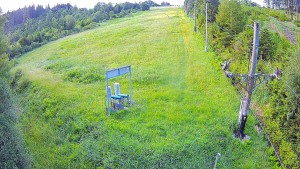 Skiareál Troják - Kamera u nástupu na vlek svah A - 9.6.2026 v 05:45 Skiareál Troják - Kamera u nástupu na vlek svah A - 9.6.2026 v 05:45