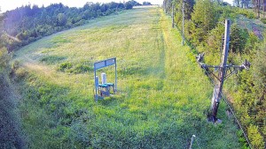 Skiareál Troják - Kamera u nástupu na vlek svah A - 9.6.2026 v 05:55 Skiareál Troják - Kamera u nástupu na vlek svah A - 9.6.2026 v 05:55