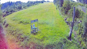 Skiareál Troják - Kamera u nástupu na vlek svah A - 9.6.2026 v 08:40 Skiareál Troják - Kamera u nástupu na vlek svah A - 9.6.2026 v 08:40