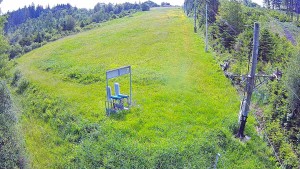 Skiareál Troják - Kamera u nástupu na vlek svah A - 9.6.2026 v 09:20 Skiareál Troják - Kamera u nástupu na vlek svah A - 9.6.2026 v 09:20