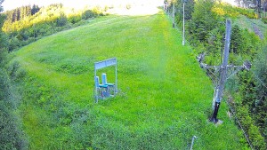 Skiareál Troják - Kamera u nástupu na vlek svah A - 11.6.2026 v 20:00 Skiareál Troják - Kamera u nástupu na vlek svah A - 11.6.2026 v 20:00