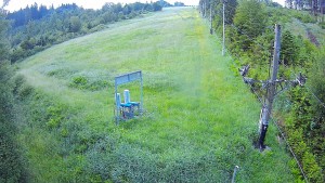 Skiareál Troják - Kamera u nástupu na vlek svah A - 12.6.2026 v 04:15 Skiareál Troják - Kamera u nástupu na vlek svah A - 12.6.2026 v 04:15